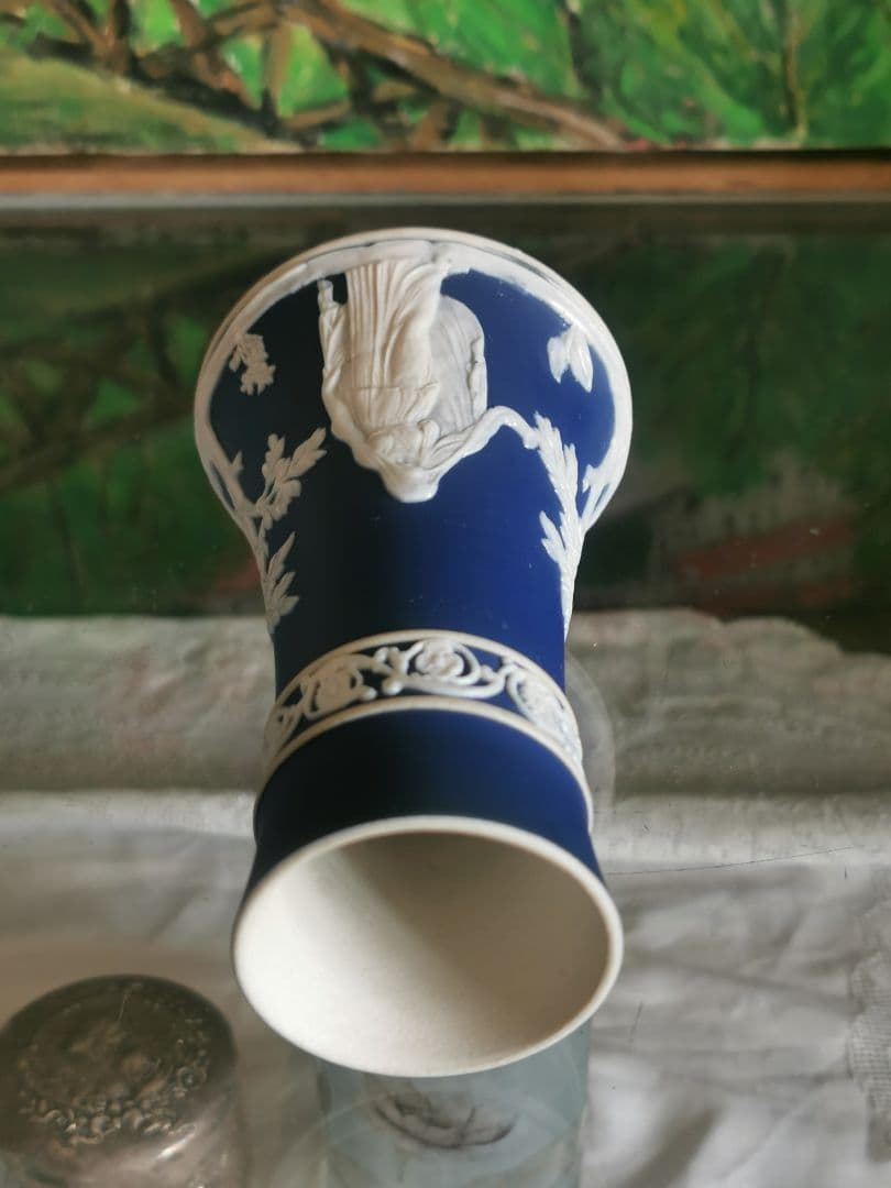 アンティーク英国 アダムスジャスパー カメオ技法 ラッパと収穫の女性像のベース