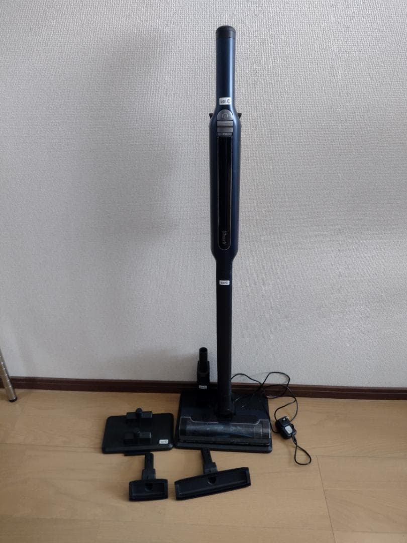 シャーク★コードレスクリーナー★CS401JRB★バッテリー新品と大差なし★1