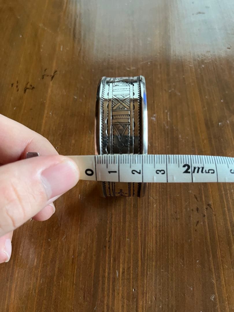 トゥアレグシルバー　バングル