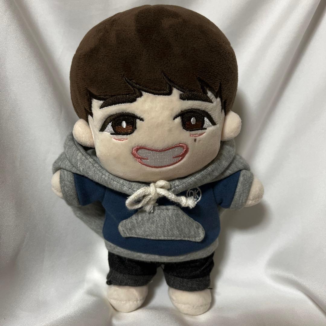 ドギョム ドール 人形 20cm ぬいぐるみ ぬい