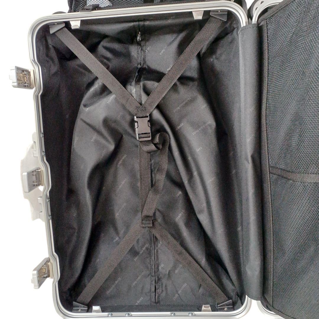 新品未使用‼️メルセデスベンツ【キャリーケース 65L】シルバー/送料込み