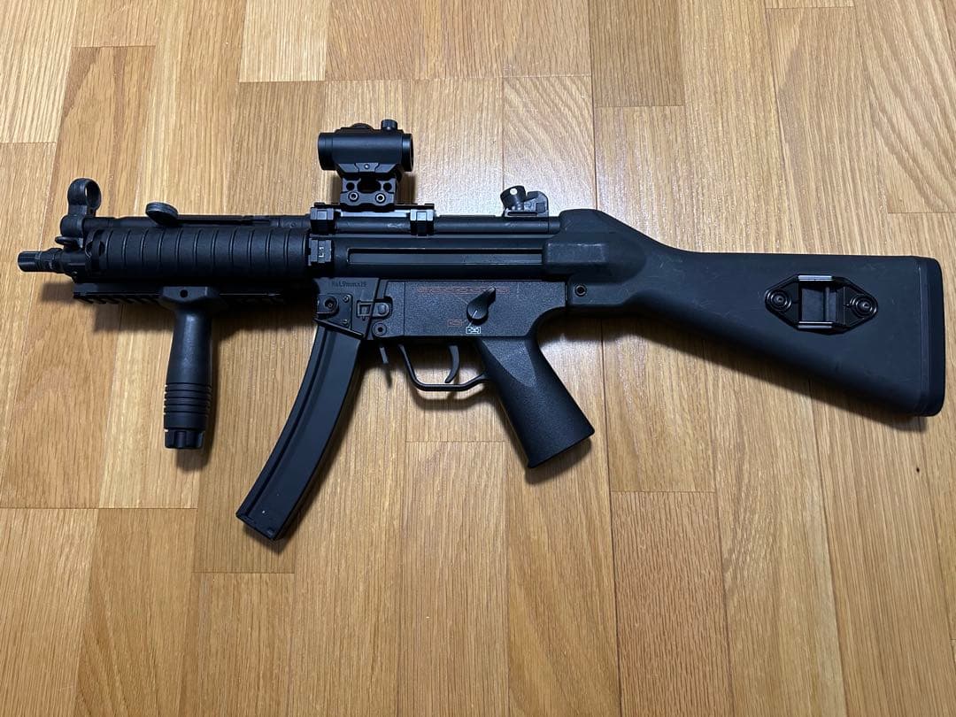 東京マルイ スタンダード電動ガン MP5A4