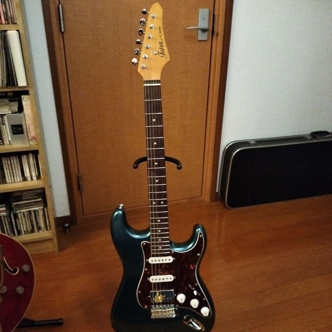 Futra guitar factory製　カスタムストラトキャスター　HSS