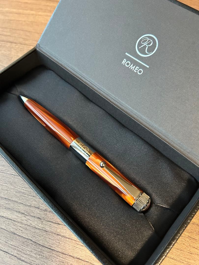 ROMEO No.3 イタリアンアンバー