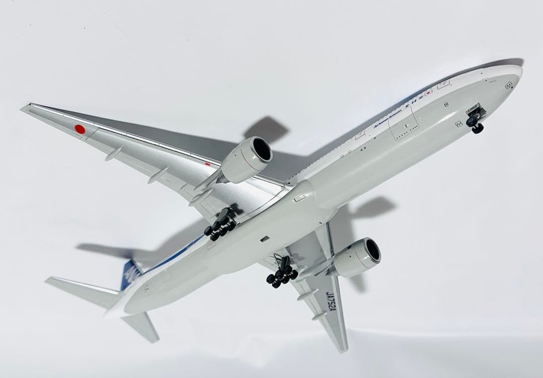 全日空商事 1/200 B777-300 ANA特別マーキング NH20012