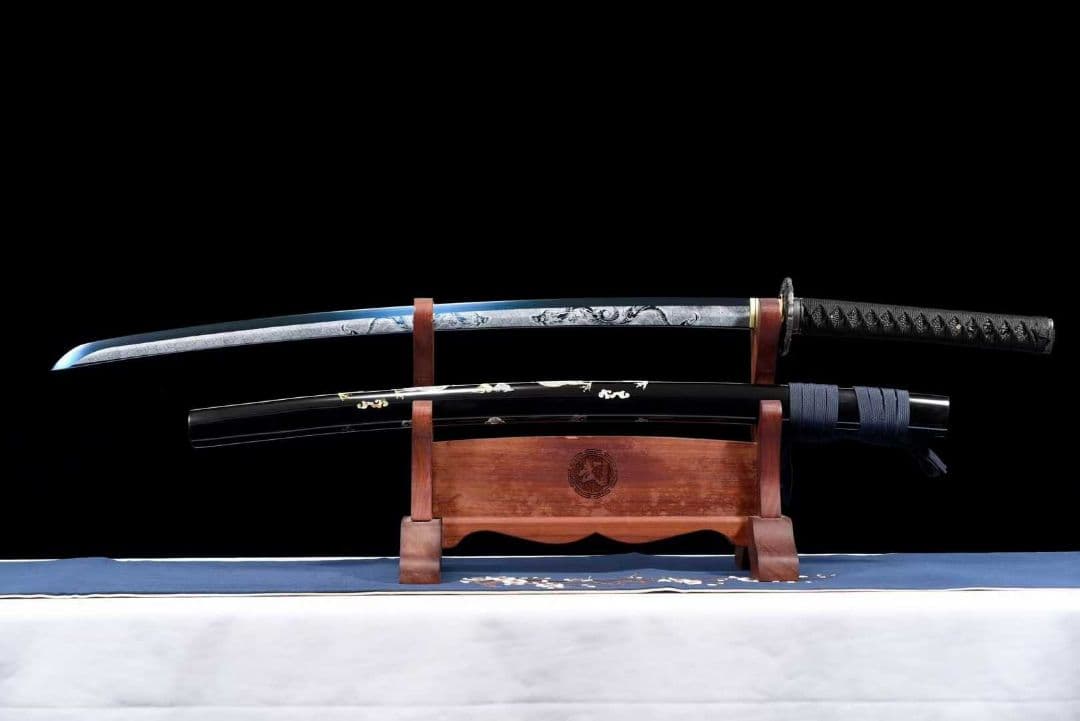 【墨竜武士刀】古兵器 刀装具 日本刀　模造刀 居合刀 武士道 鑑賞用 美術刀