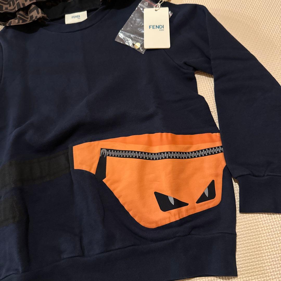 FENDI キッズトレーナー　8A