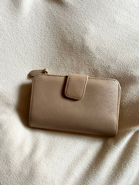 ★Lotus★ 　PRADA プラダ 二つ折り財布
