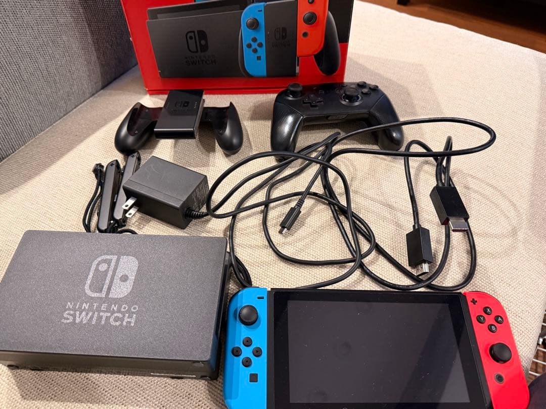 Nintendo Switch 本体 青/赤 プロコン マリオ3Dワールド付