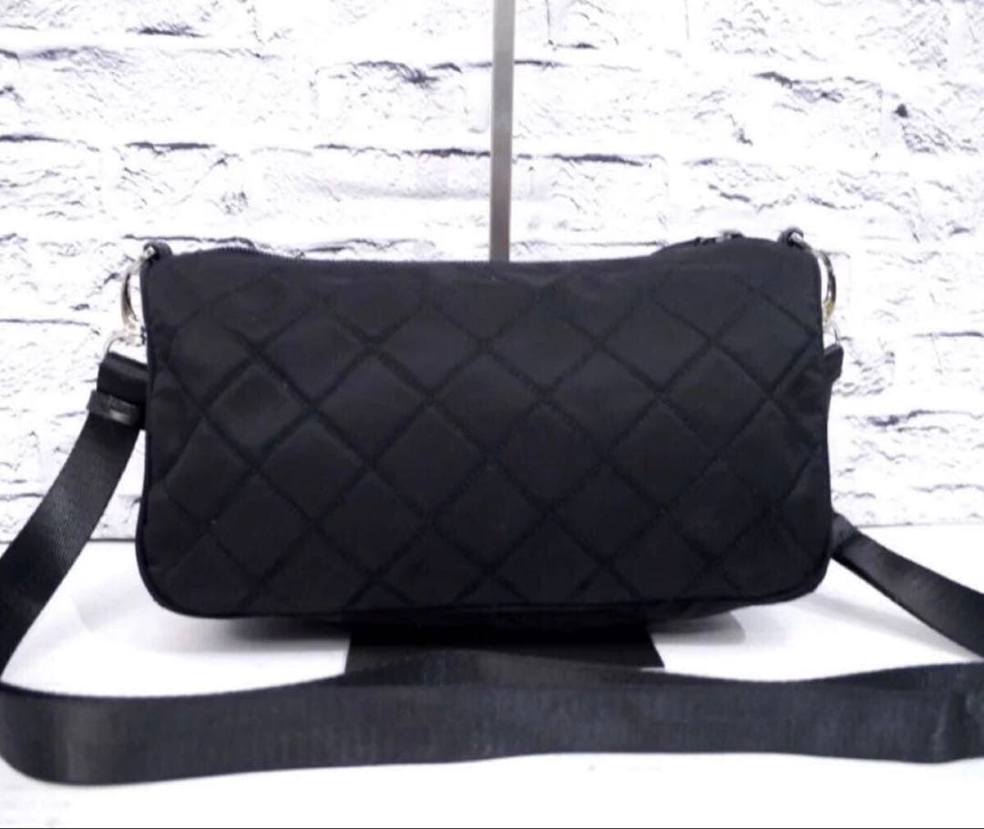 ◆PRADA プラダ キルティングナイロン クロスボディ カメラ バッグ ポーチ