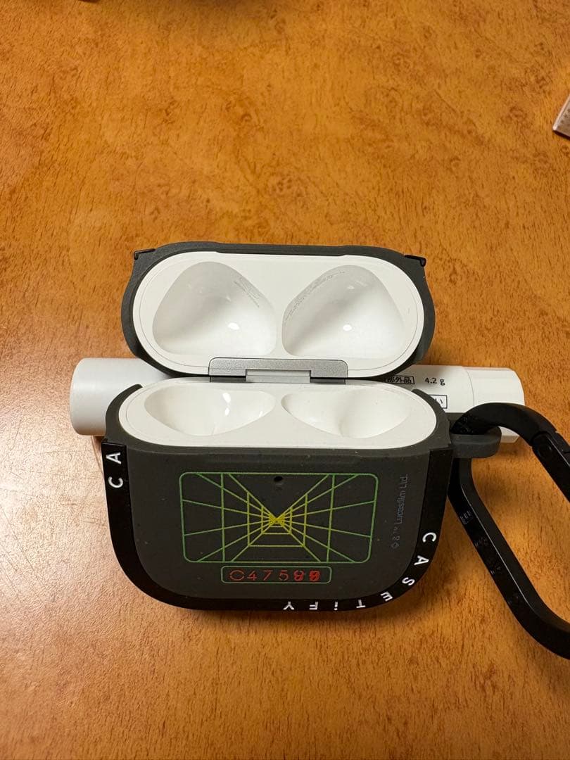 イヤホン AirPods 4 (ANC)