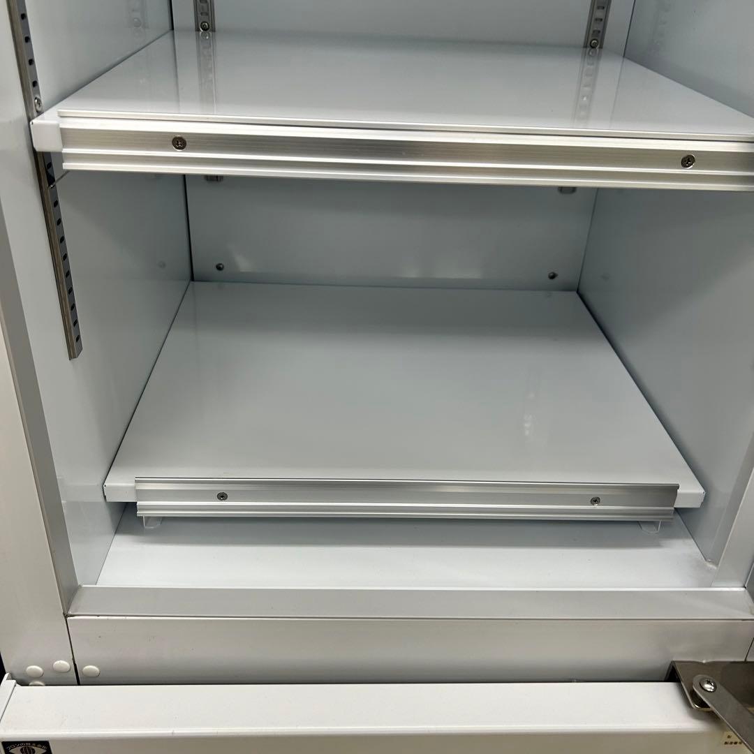 1027【戸塚区引取り割引き】冷凍ショーケース 2019年製