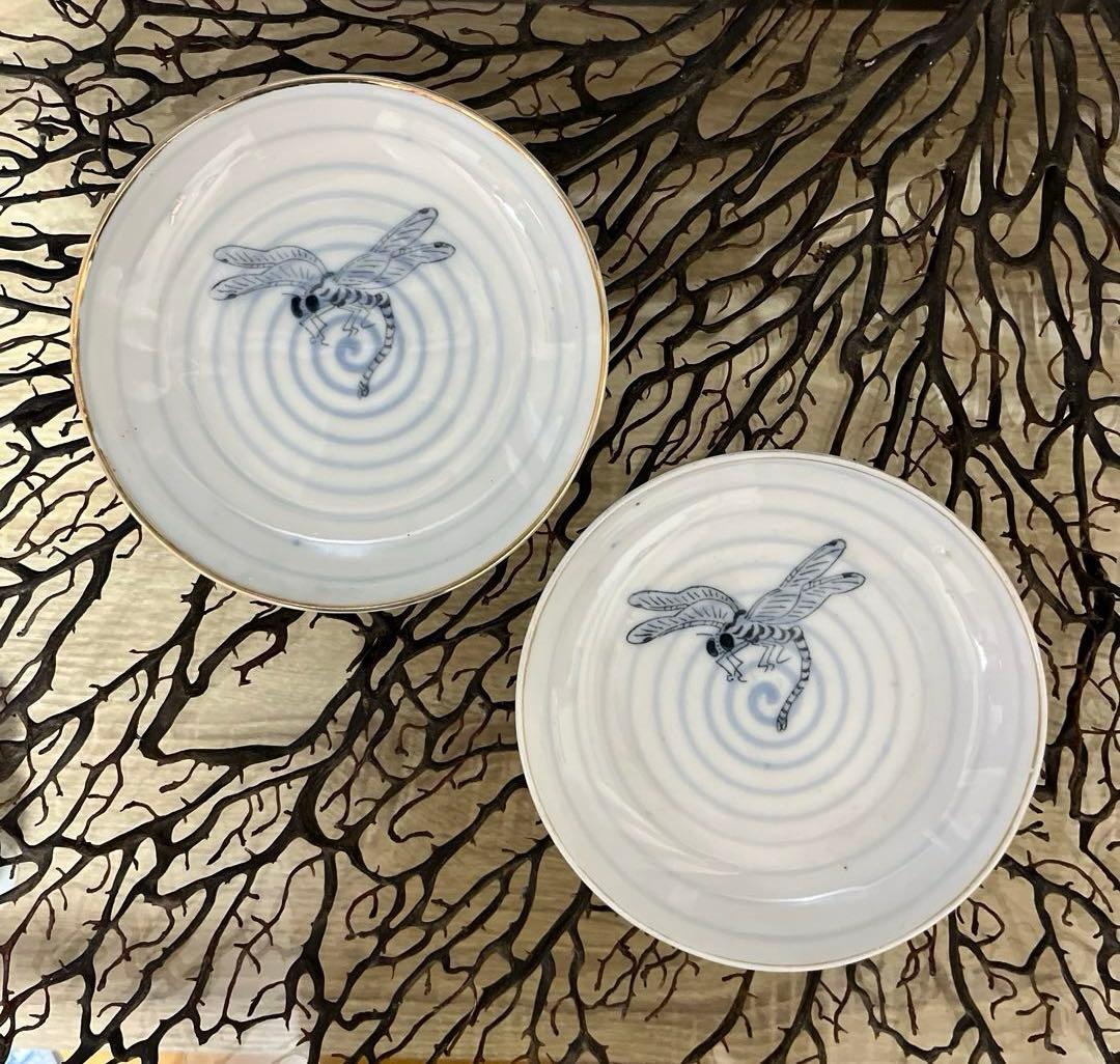 骨董　古伊万里　印判手　希少図案　図変わり印判　ぐるぐる　蜻蛉　勝ち虫　小皿２客