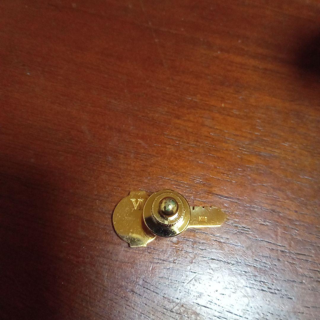 金バッチ