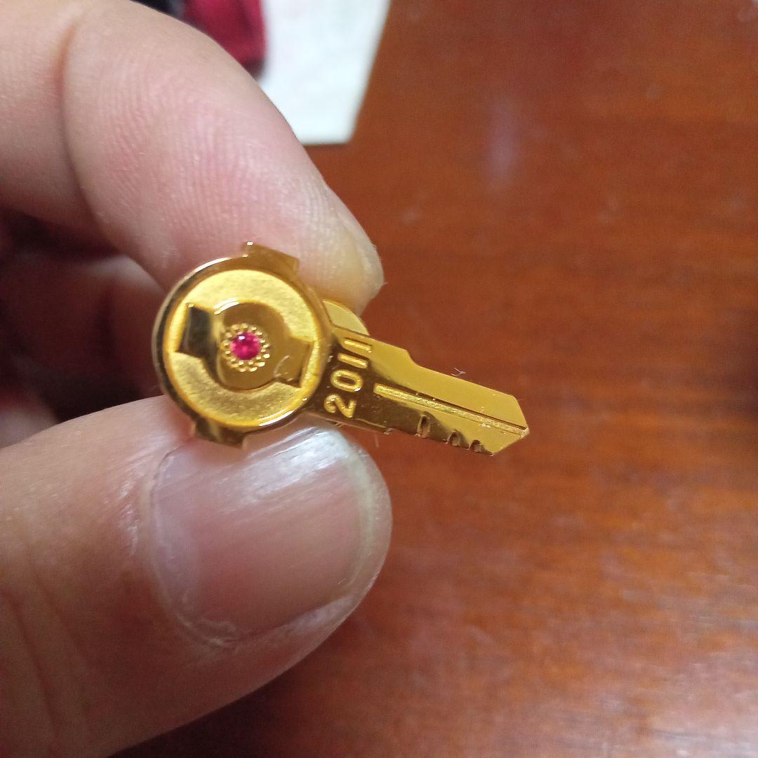 金バッチ