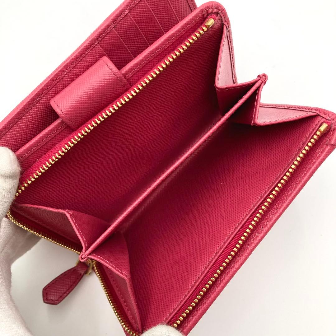 さとみ✨PRADA 1M1225 二つ折り財布 ピンク サフィアーノレザー