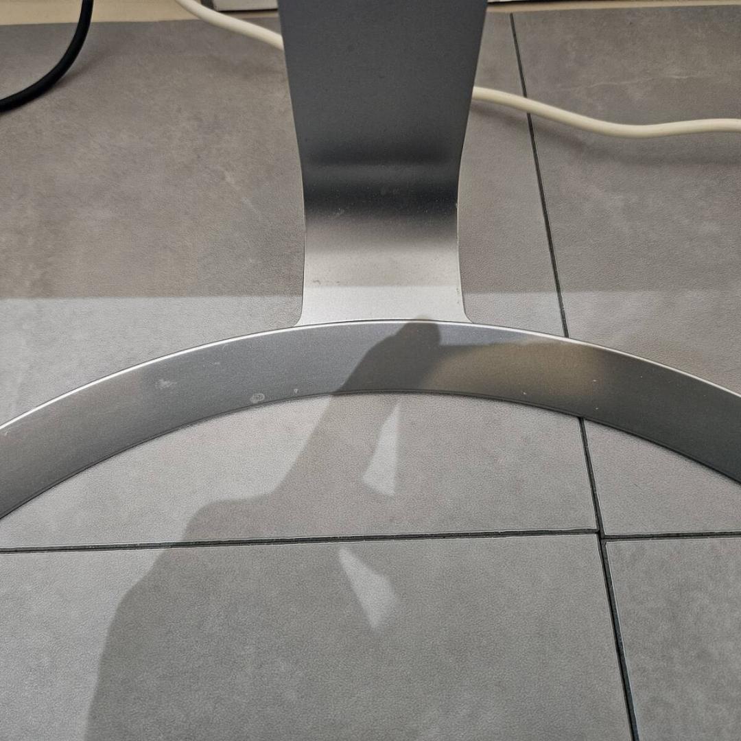 動作品 注意あり LG 32UD99-W （4K UHD 31.5型IPS液晶）