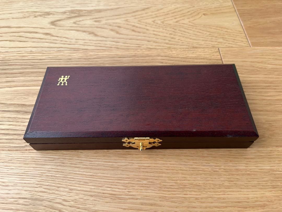 ZWILLINGS JA HENCKELS 250周年記年限定シザー