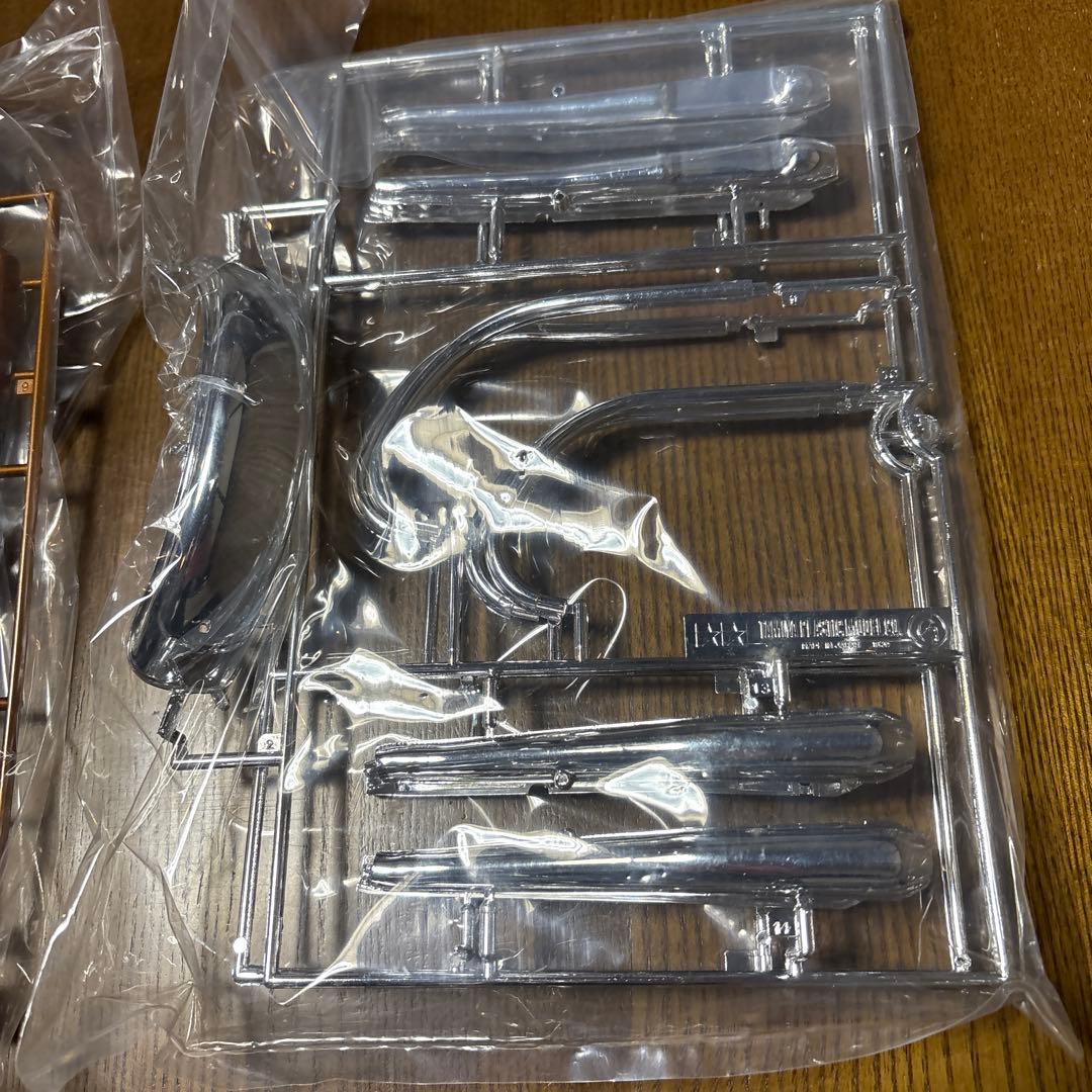 タミヤ　オートバイ　プラモデル　1/6 ホンダ　　ドリーム　CB750 FOUR