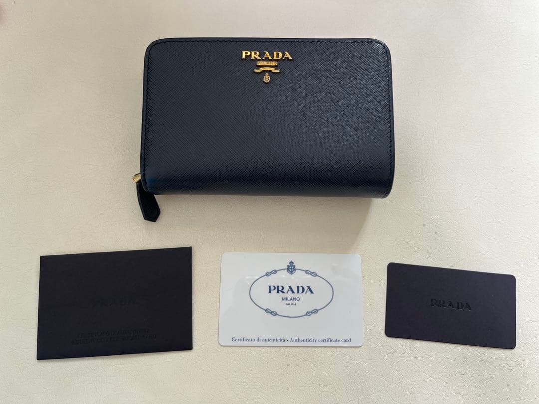 プラダ PRADA サフィアーノ メタル 二つ折り財布 1ML225 ネイビー