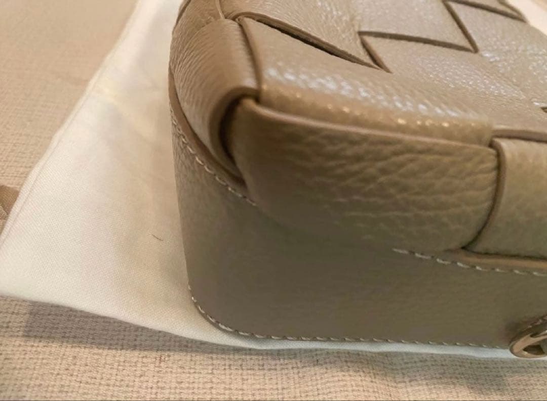 未使用級イアクッチ ベルタXS ショルダー