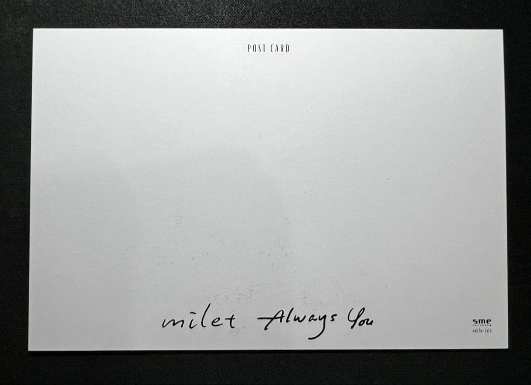 milet 直筆サイン入りポストカード（顔マーク付き）