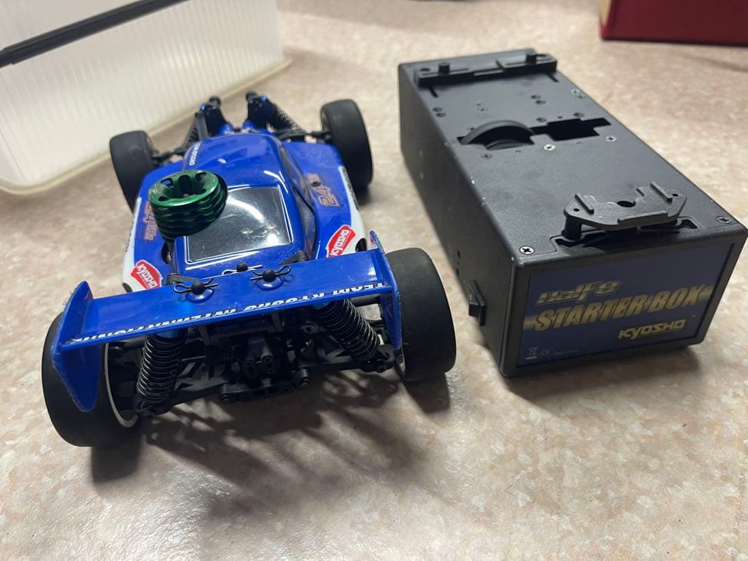 Kyosho Inferno オフロードRCカー