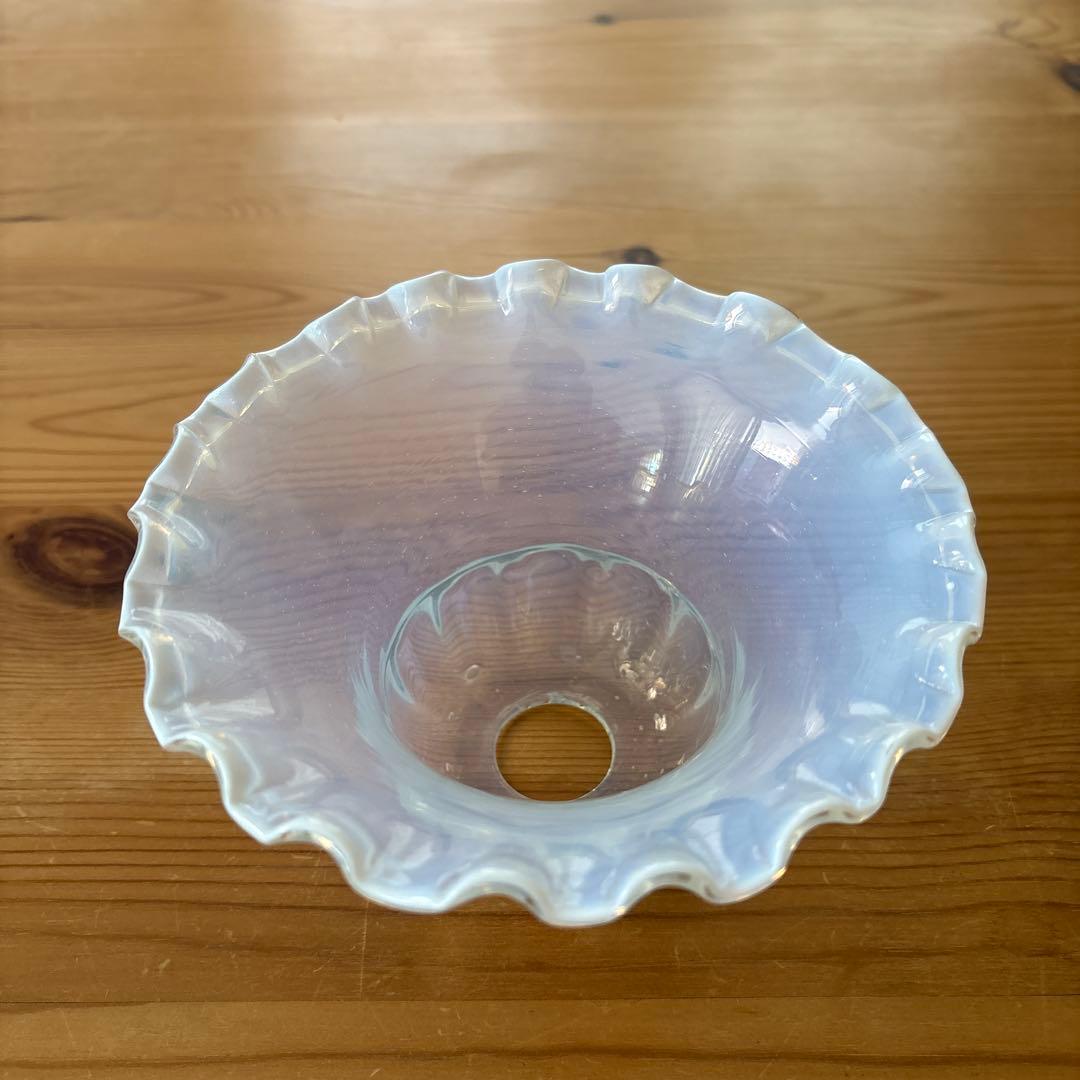 フランスアンティーク　オパールセント　ランプシェード