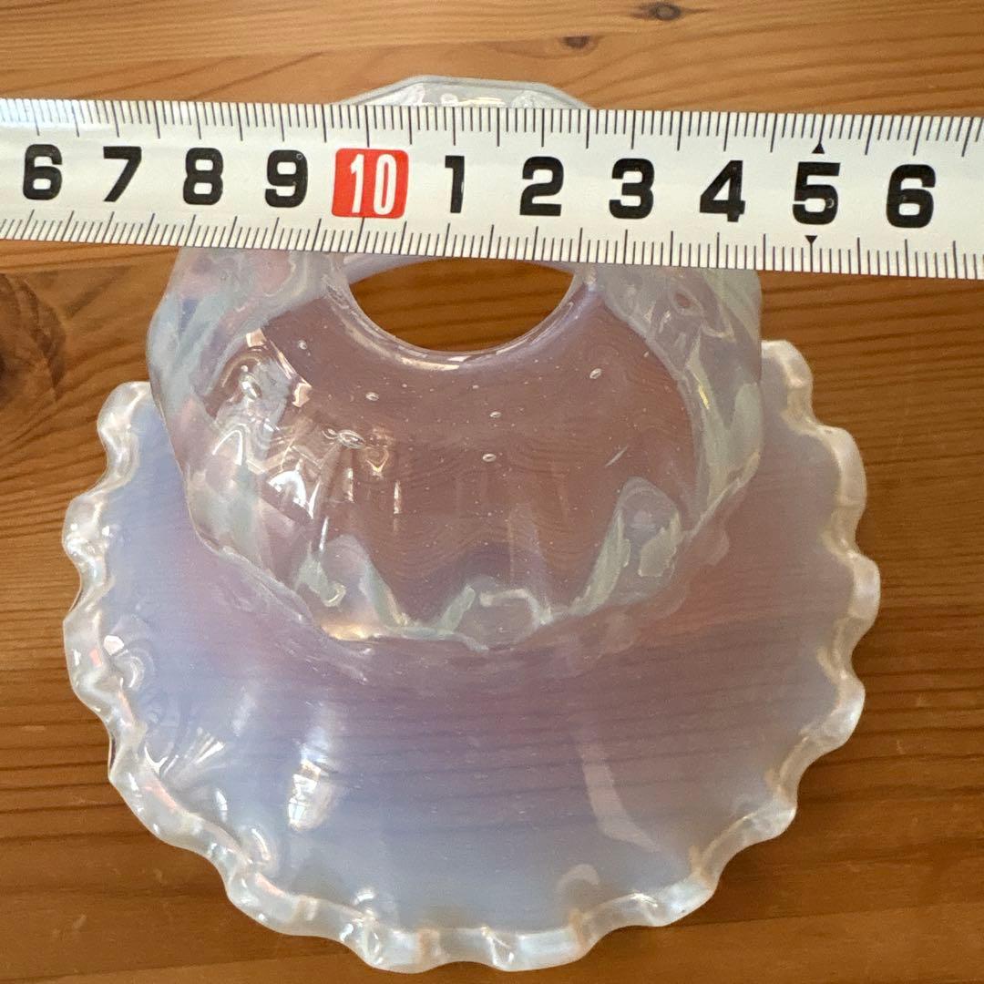 フランスアンティーク　オパールセント　ランプシェード