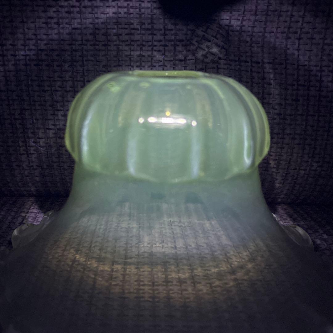 フランスアンティーク　オパールセント　ランプシェード