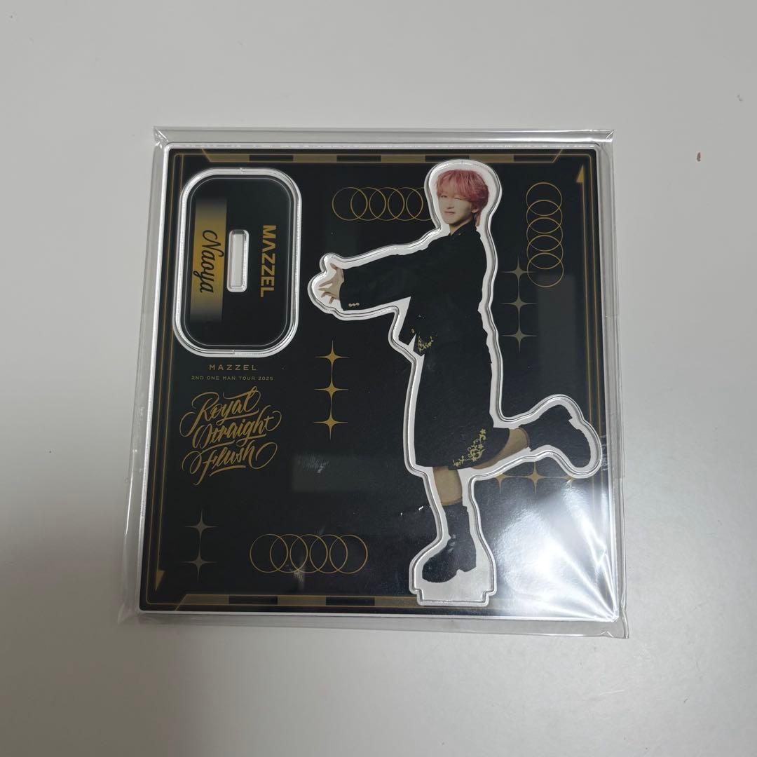 MAZZEL ナオヤ アクリルスタンド