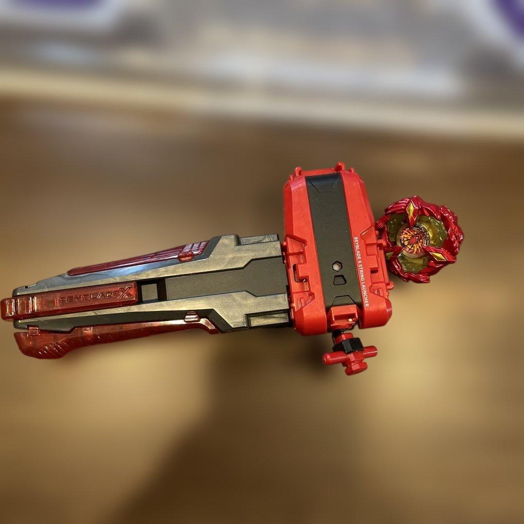 ベイブレード　ワイドエクストリームスタジアム＋スターター3種セット