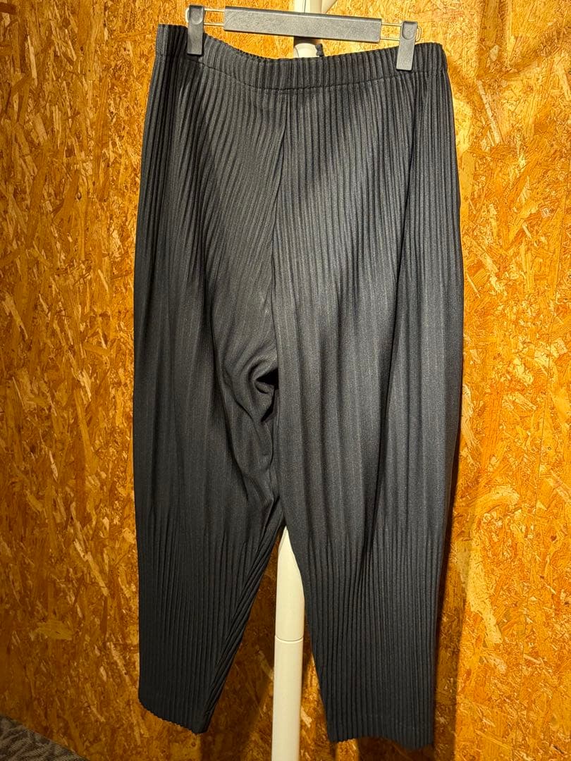 オムプリッセイッセイミヤケ　BASICS