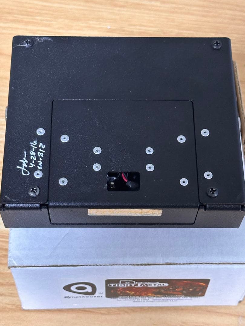 Amptweaker TIGHT L Pro SideTrak搭載