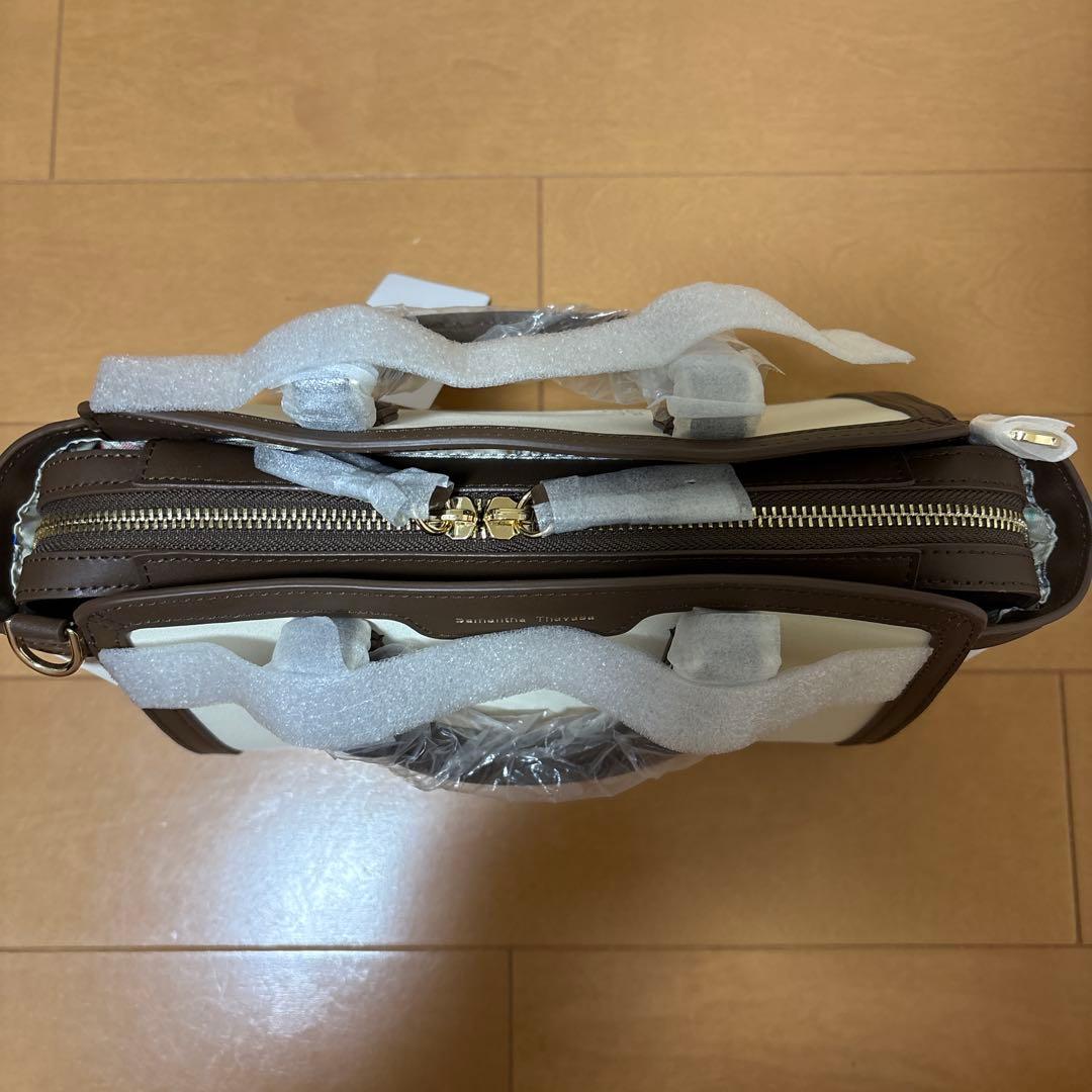 サマンサタバサ　くまのプーさん　コレクション スプリットミア　ハンドバッグ