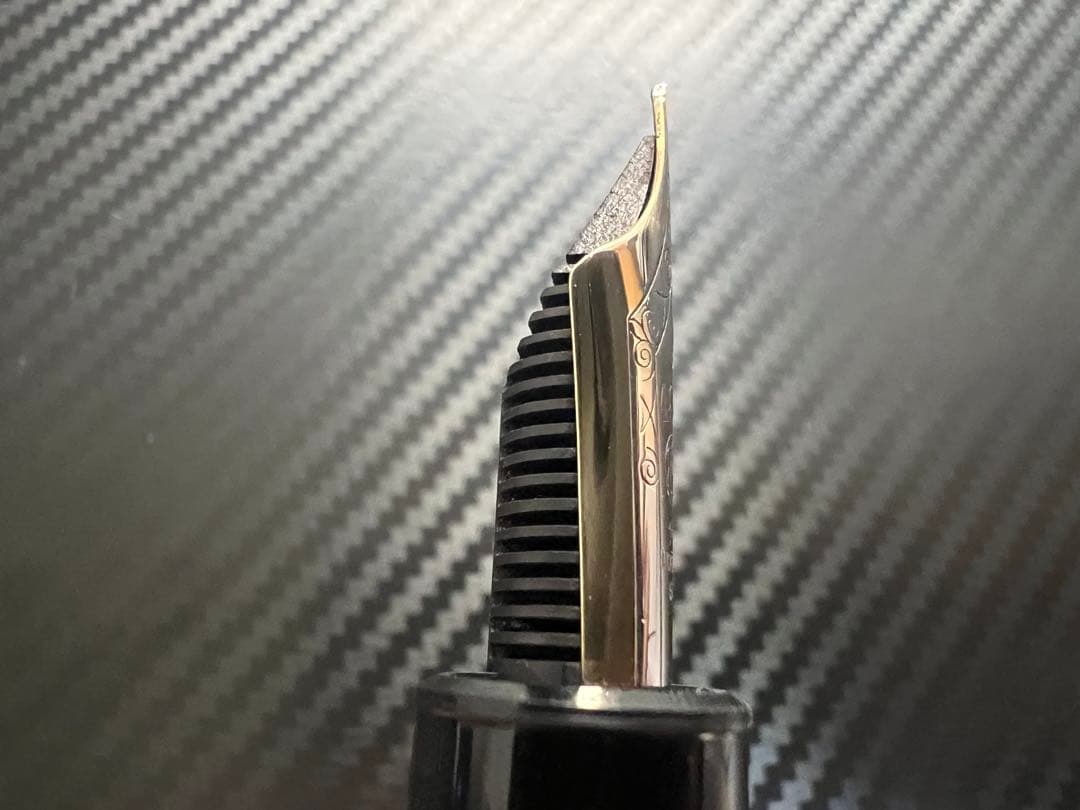 モンブラン マイスターシュテュック 149 万年筆 EF 極細字 14C 中白