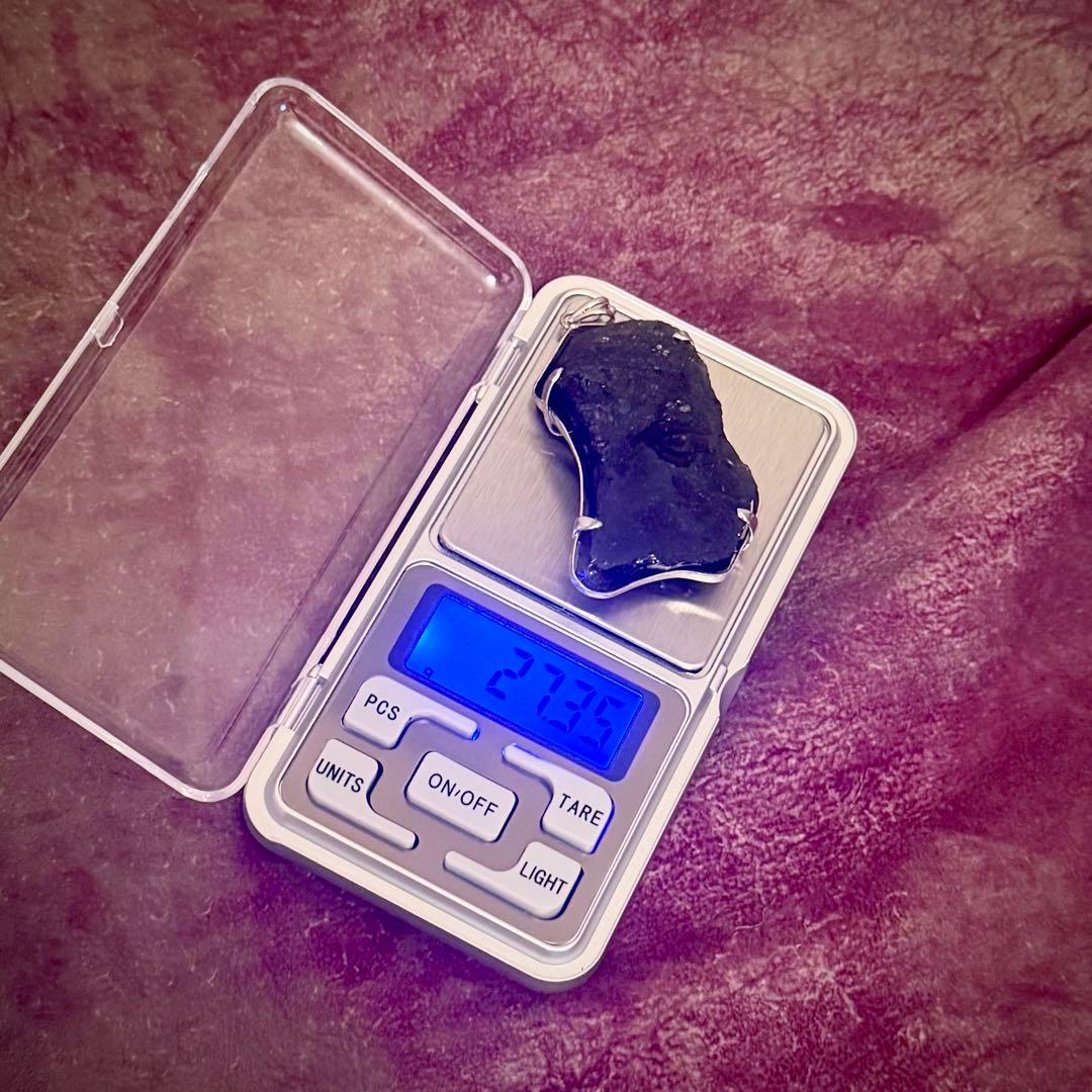 【希少】モルダバイト 原石 シルバー925 ペンダントトップ 27.35g