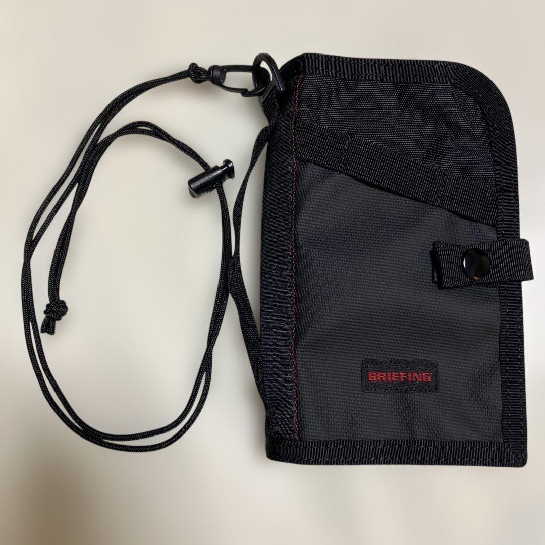 BRIEFING FOLDING PASSPORT CASE ブラック