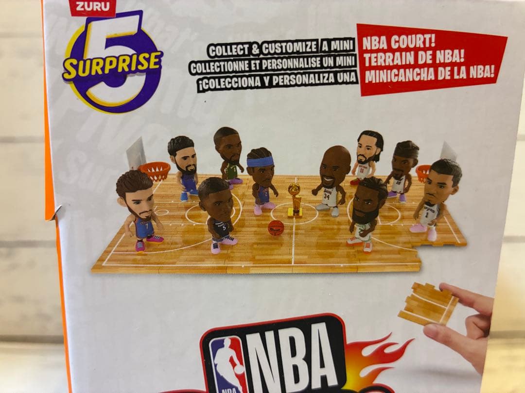 ★新品未開封★NBA BALLERS 5サプライズ シリーズ2 16個＋おまけ付