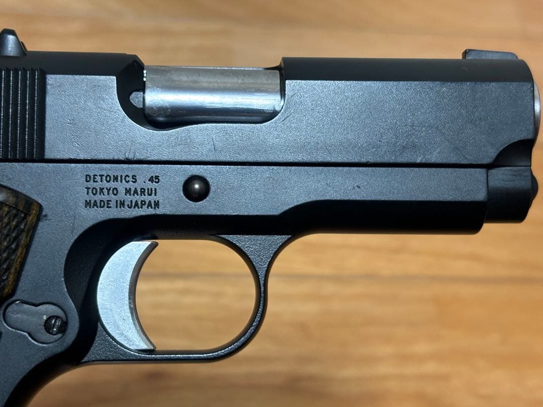 東京マルイ DETONICS.45 別売木製グリップ換装 ASGK刻印有り