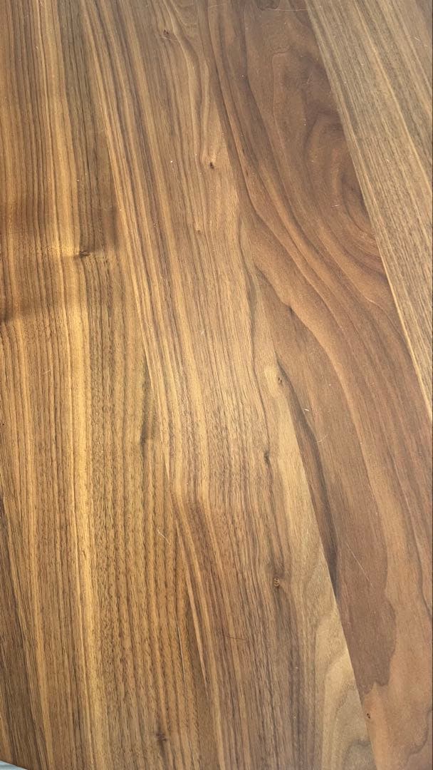 【a.】円形ダイニングテーブル ＜直径約110cm＞