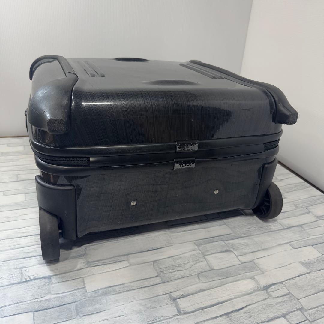 やっちゃん TUMI トゥミ 28012D コンパクトキャリーケース 2輪