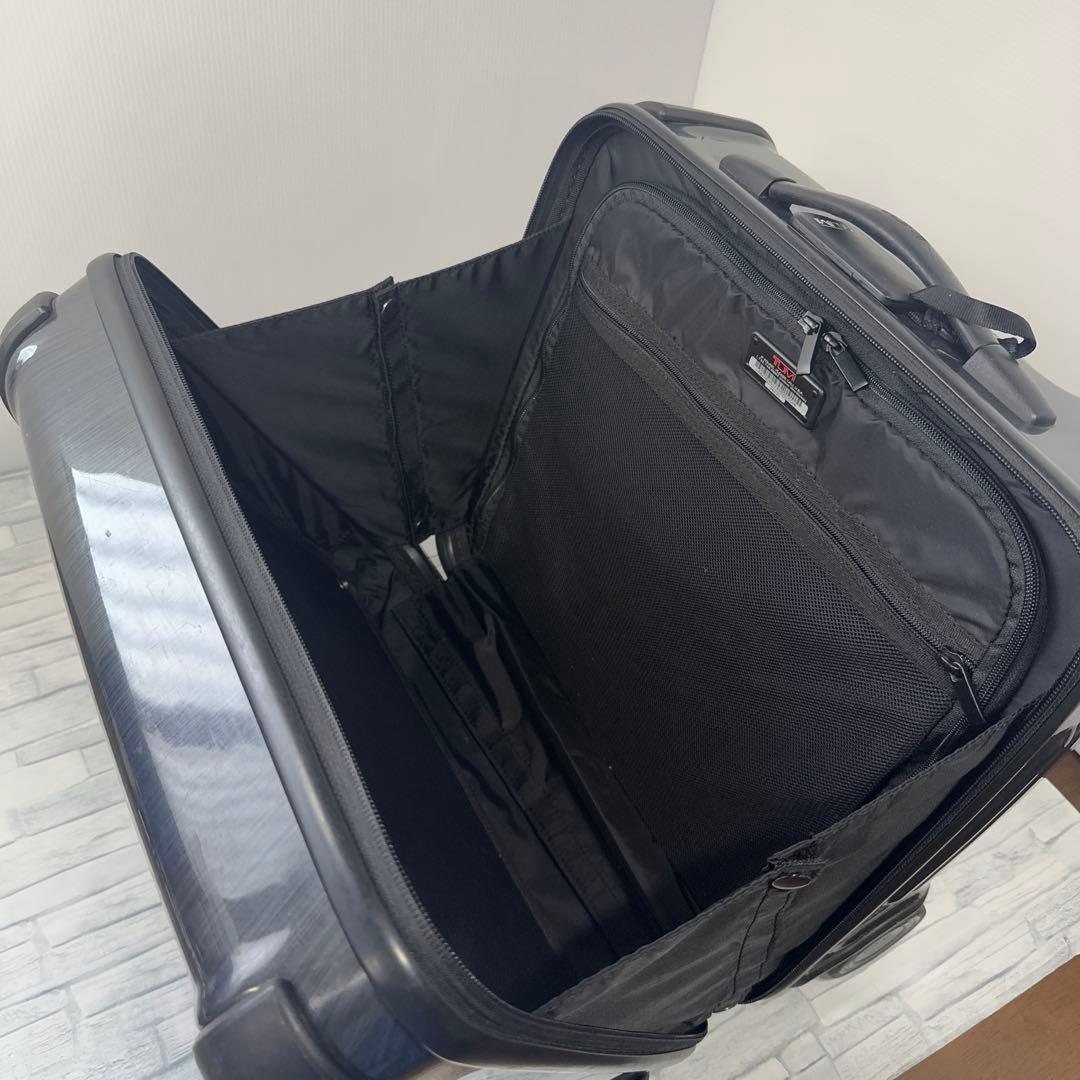 やっちゃん TUMI トゥミ 28012D コンパクトキャリーケース 2輪