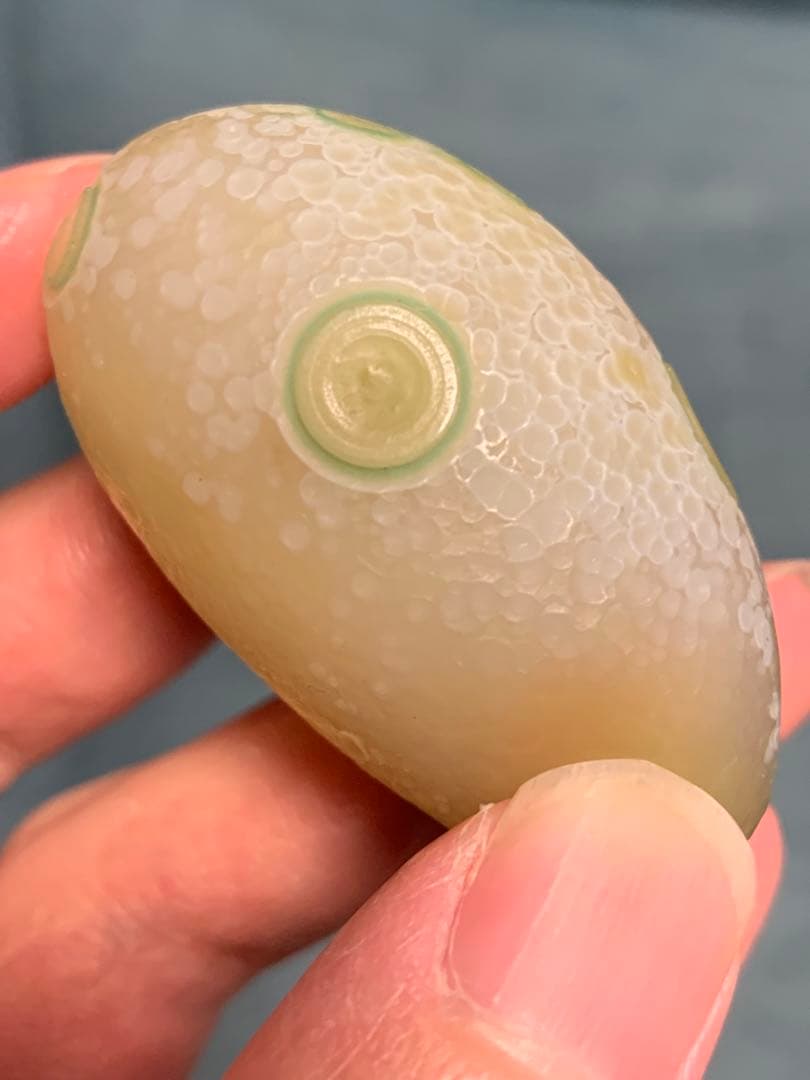 17 アラシャンゴビアゲート　蒙古瑪瑙　原石　水石　翡翠　オパール　根付　天珠