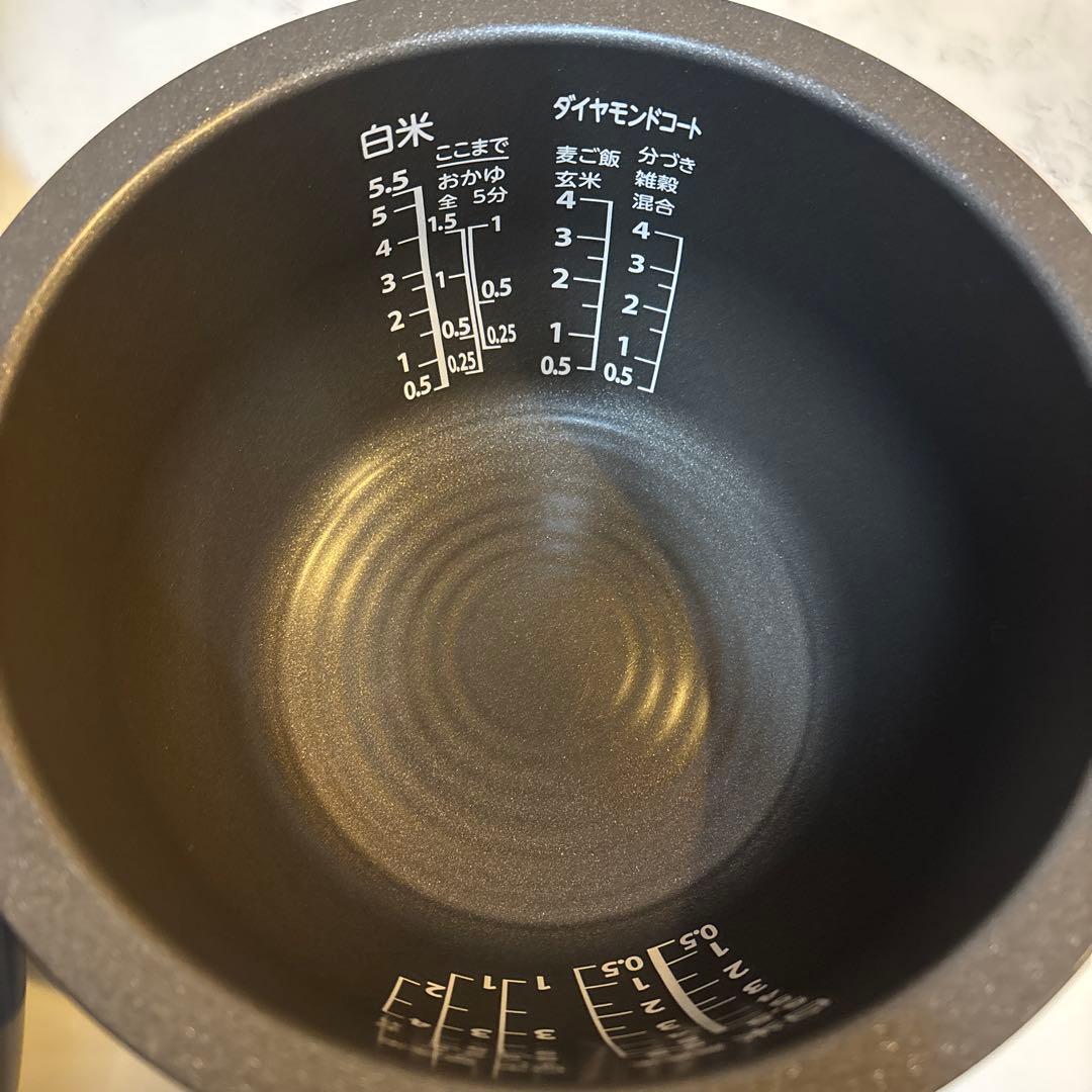 東芝　TOSHIBA 炊飯器　RC-10VRV 真空IH 炎匠炊き