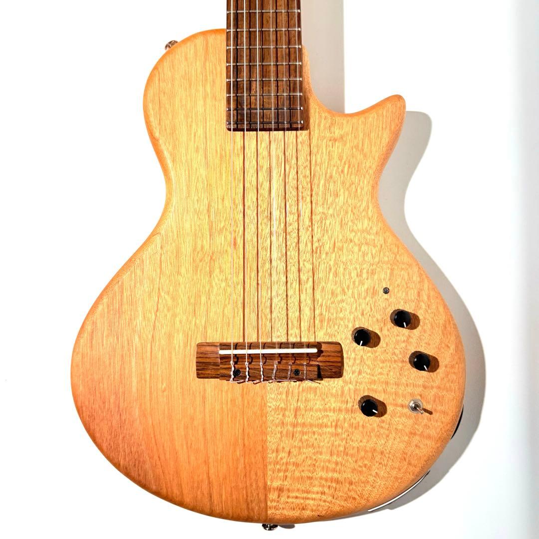【極美品】 ZUMA Portable Nylon Guitar ナイロンギター
