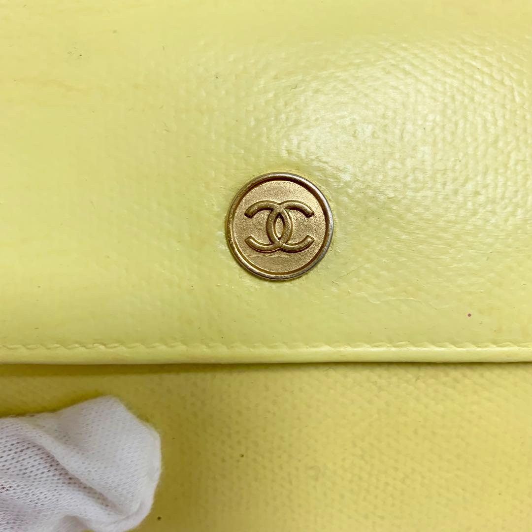 シャネル　3つ折り財布　wホック　ココマーク　レモンイエロー