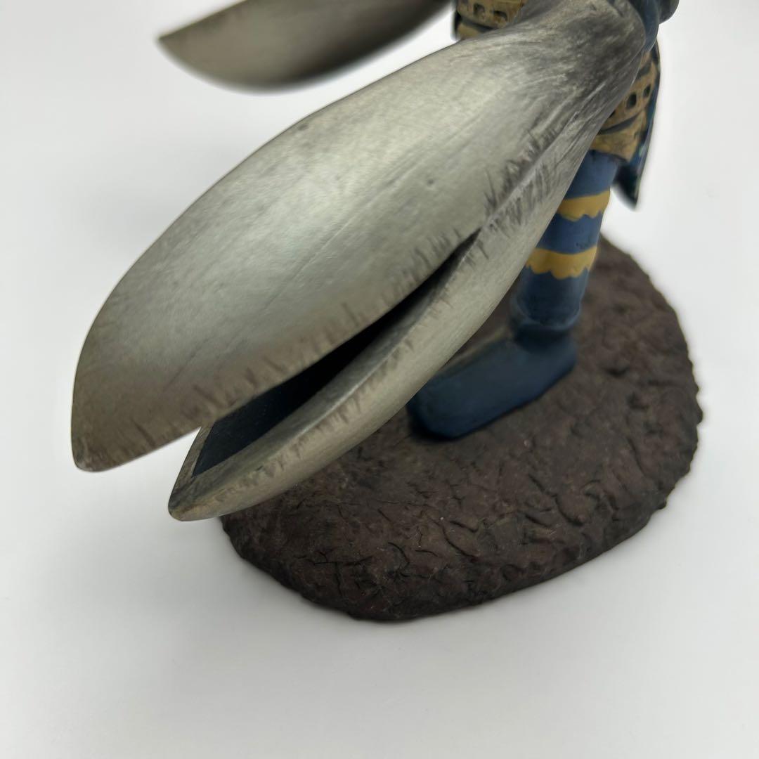 美品　おとなりのかいじゅうフィギュア　バルタン星人　希少