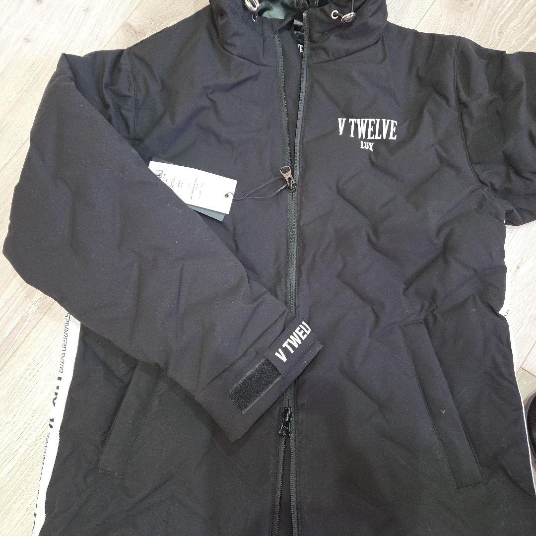 R*様 V TWELVE LUX ブラックジャケット