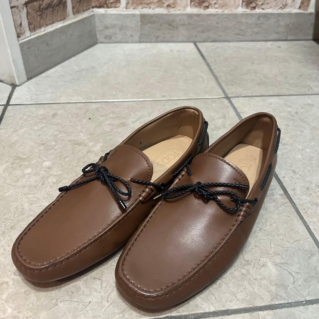 TOD'S ブラウン モカシンメンズ